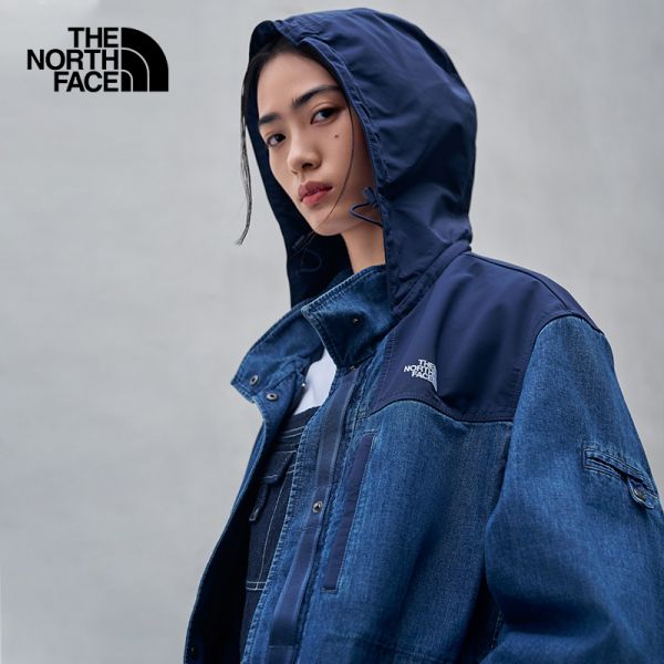 北面UE设计师款拼接丹宁牛仔外套软壳衣女户外TheNorthFace|8A7P